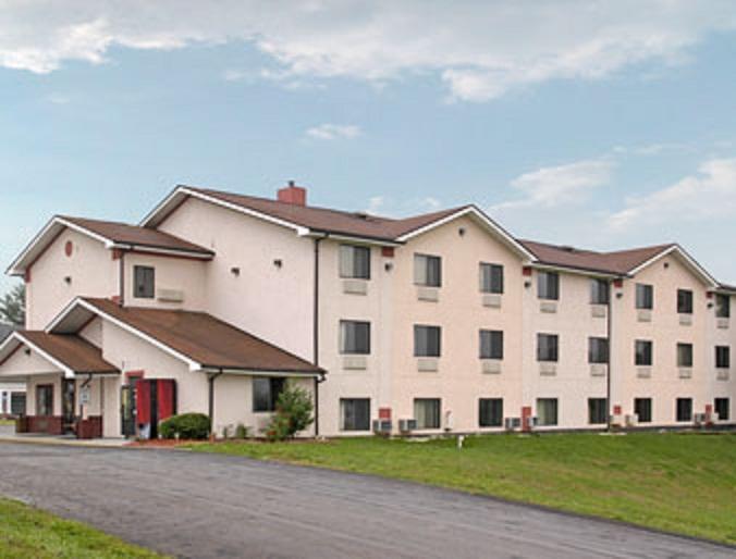 Hotel Super 8 Martinsburg Exterior foto